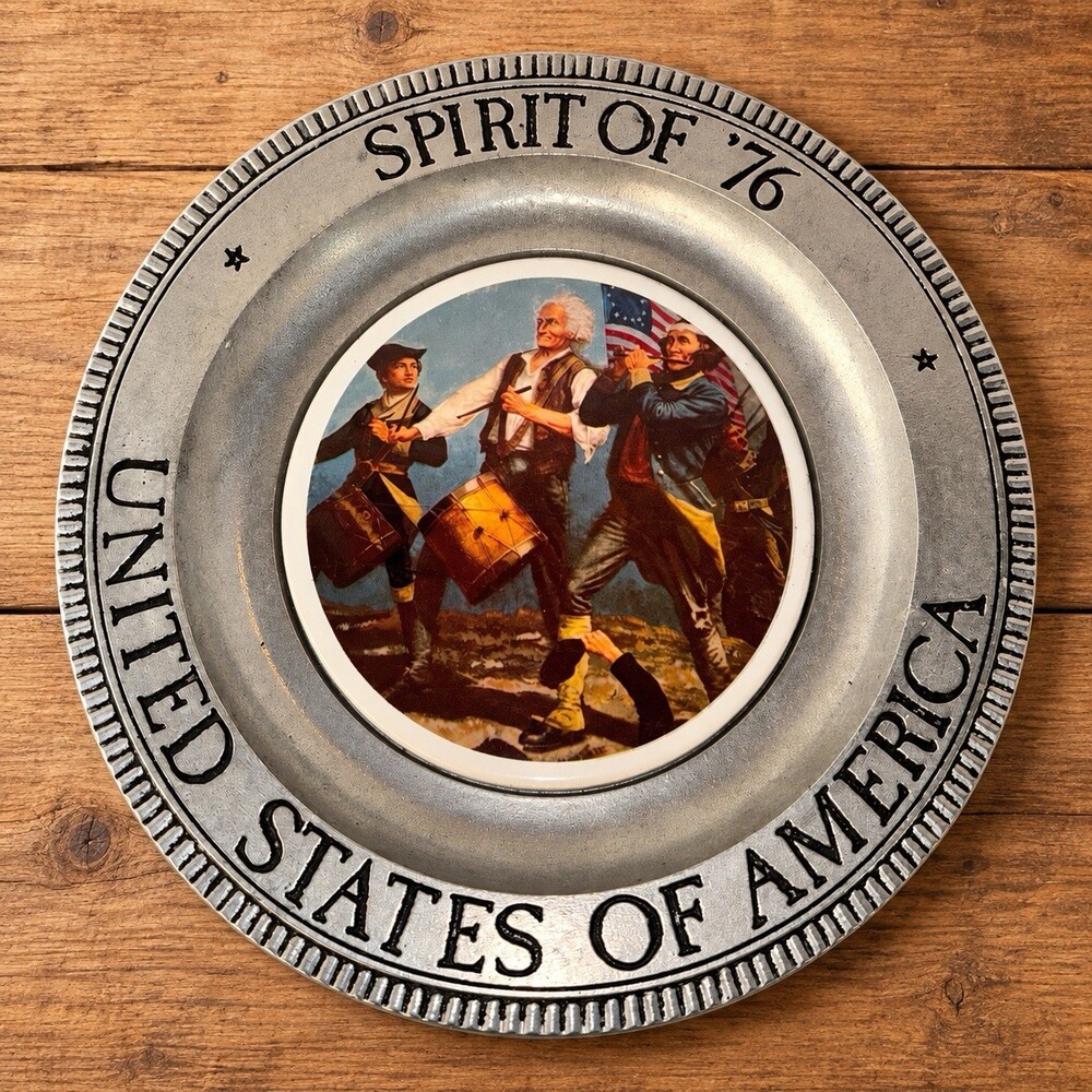 Vintage Spirit of 76 Wall Plate Patriotic USA Bicentennial Metal Decor 10.5”